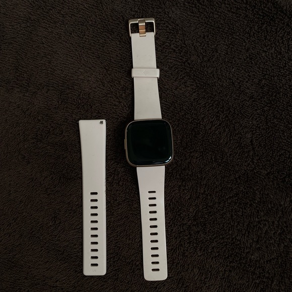 COPY - FitBit Versa 2 - Picture 2 of 2